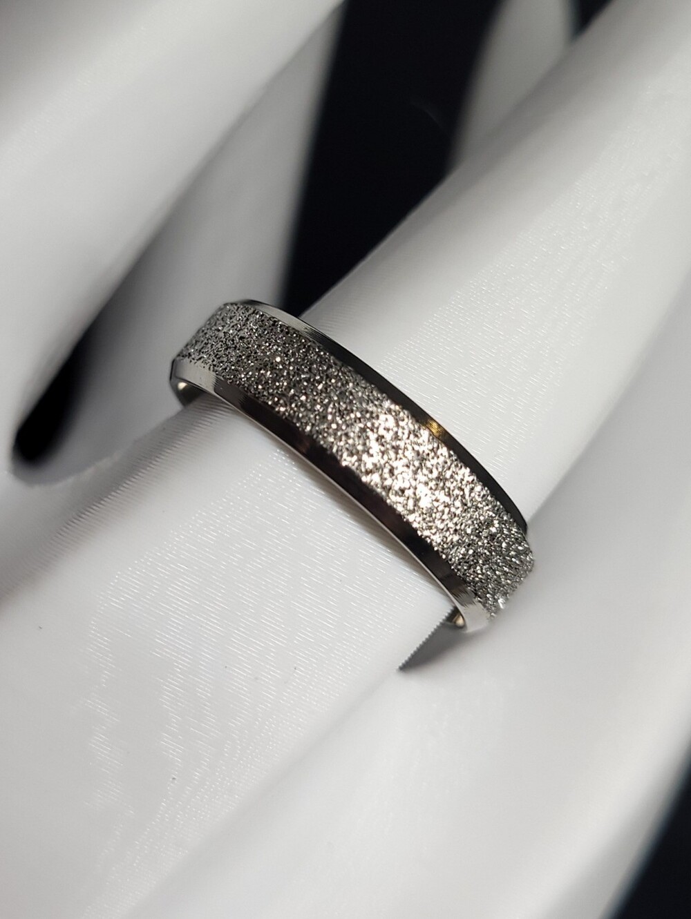 $1 | 9 | Sparkle Texture Band Ring